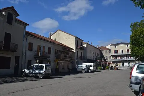 Vue de Saint-Cirgues-en-Montagne