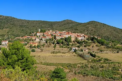 Vue de Cucugnan