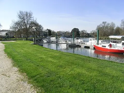 Vue de Port-d'Envaux