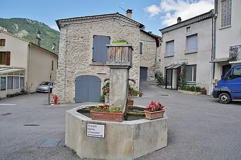 Vue de Ponet-et-Saint-Auban