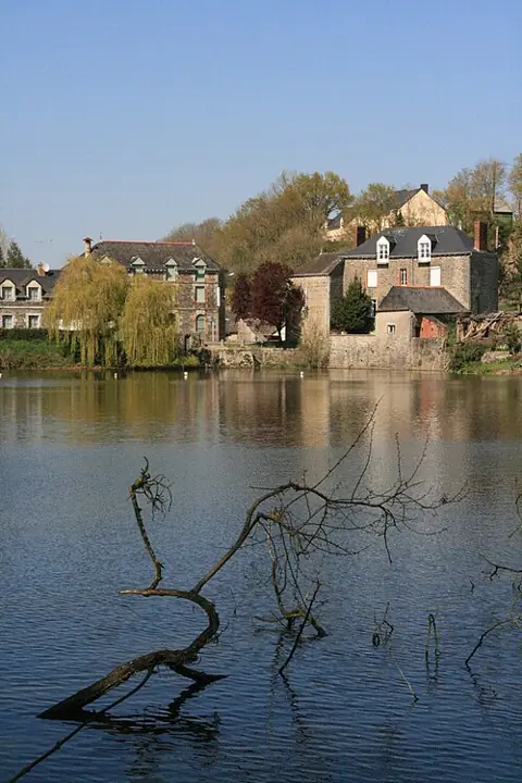 Vue de Marcillé-Robert