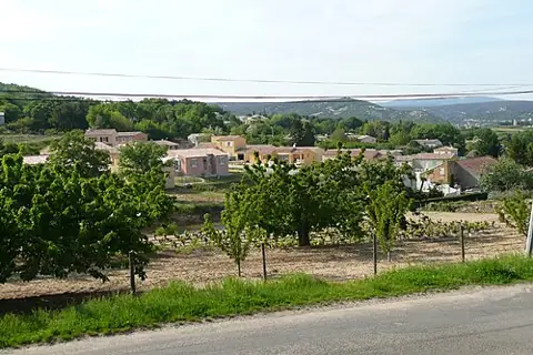 Vue de Saint-Julien-de-Peyrolas