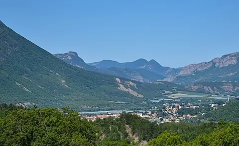 Vue de Laragne-Montéglin