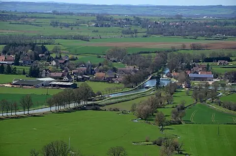 Vue de Vandenesse-en-Auxois