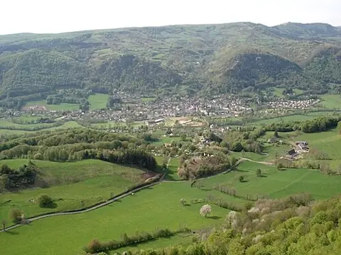 Vue de Vic-sur-Cère
