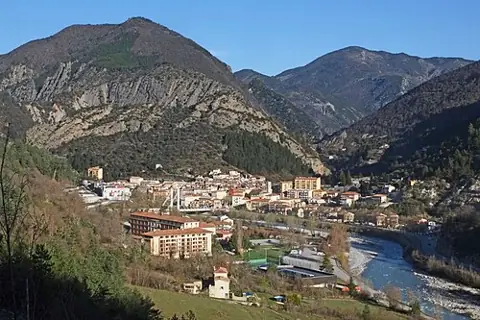 Vue de Puget-Théniers