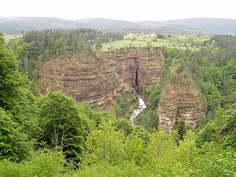 Vue de Saint-Sauveur-Camprieu