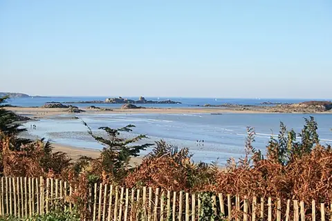 Vue de Saint-Jacut-de-la-Mer
