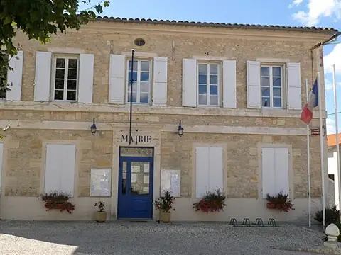 Vue de Saint-Seurin-de-Cadourne