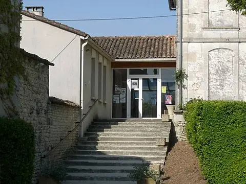 Vue de Salles-d'Angles