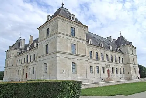 Vue de Ancy-le-Franc